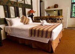 Lodge at The Ancient City - Masvingo - Bedroom