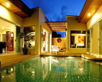Karon Beach Walk Villa - Karon - Pool