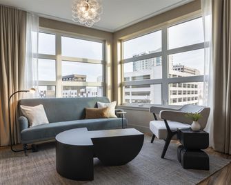 Kissel Uptown Oakland, in the Unbound Collection by Hyatt - Oakland - Living room