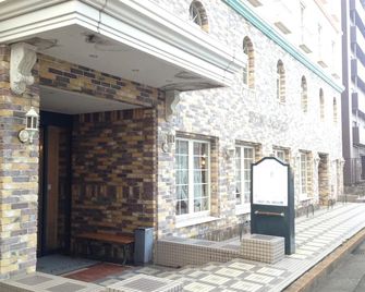 Creston Hotel - Iwaki - Vista del exterior