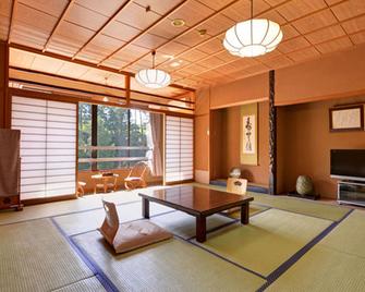 Ryukyotei - Iida - Comedor
