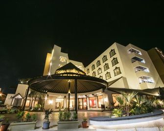 Rudraksh Club & Resort - Ujjain - Bâtiment