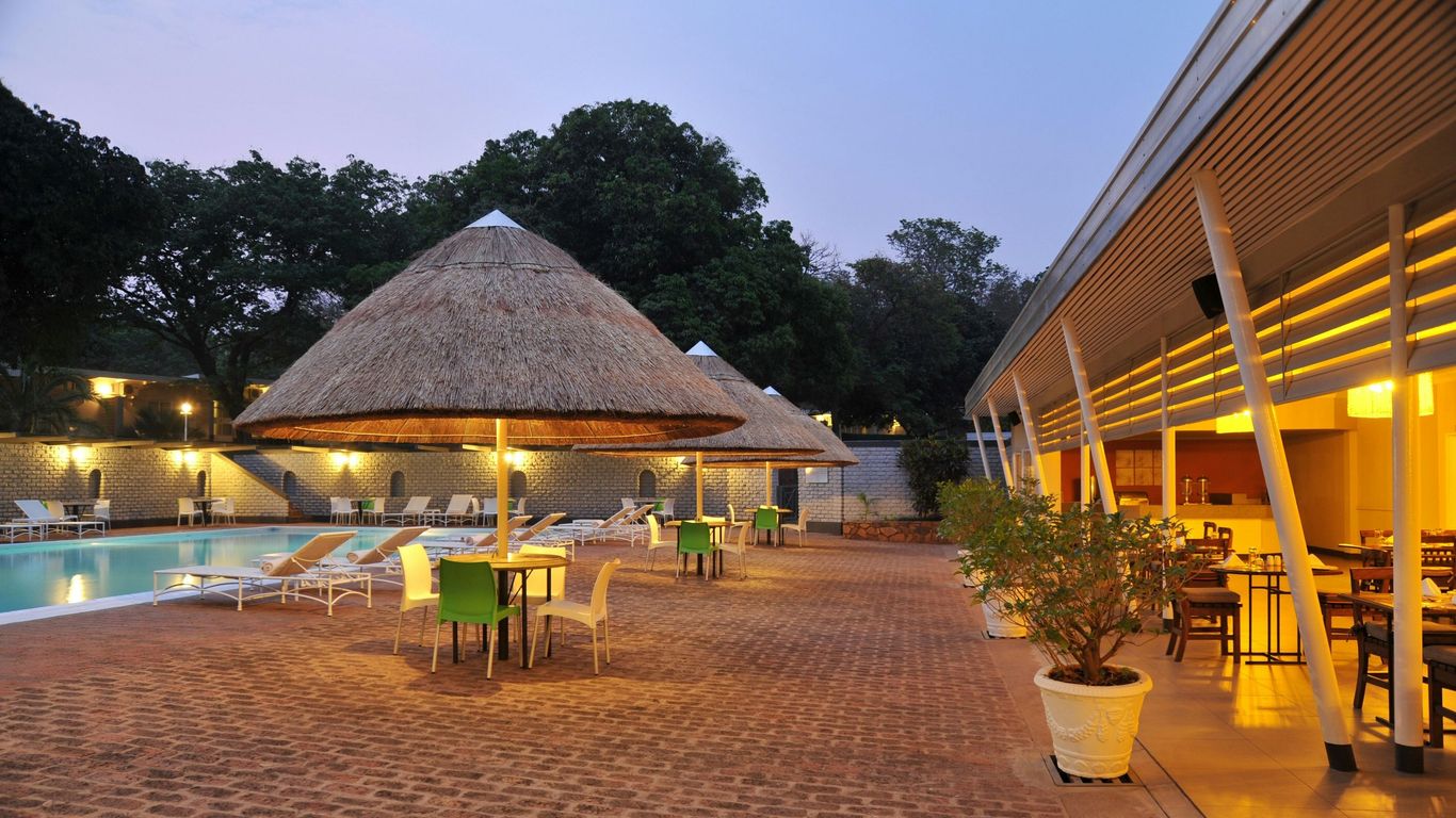 Cresta Sprayview Victoria Falls