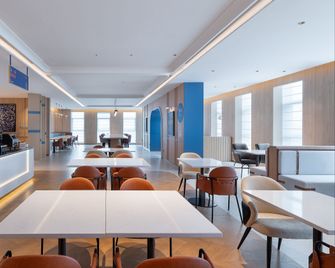 Holiday Inn Express Kunming Changshui Airport By IHG - קונמינג - מסעדה