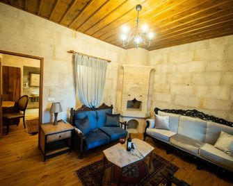 Duven Hotel Cappadocia - Uchisar - Olohuone