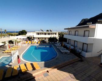 Villa Popi Studios - Kefalos - Pool