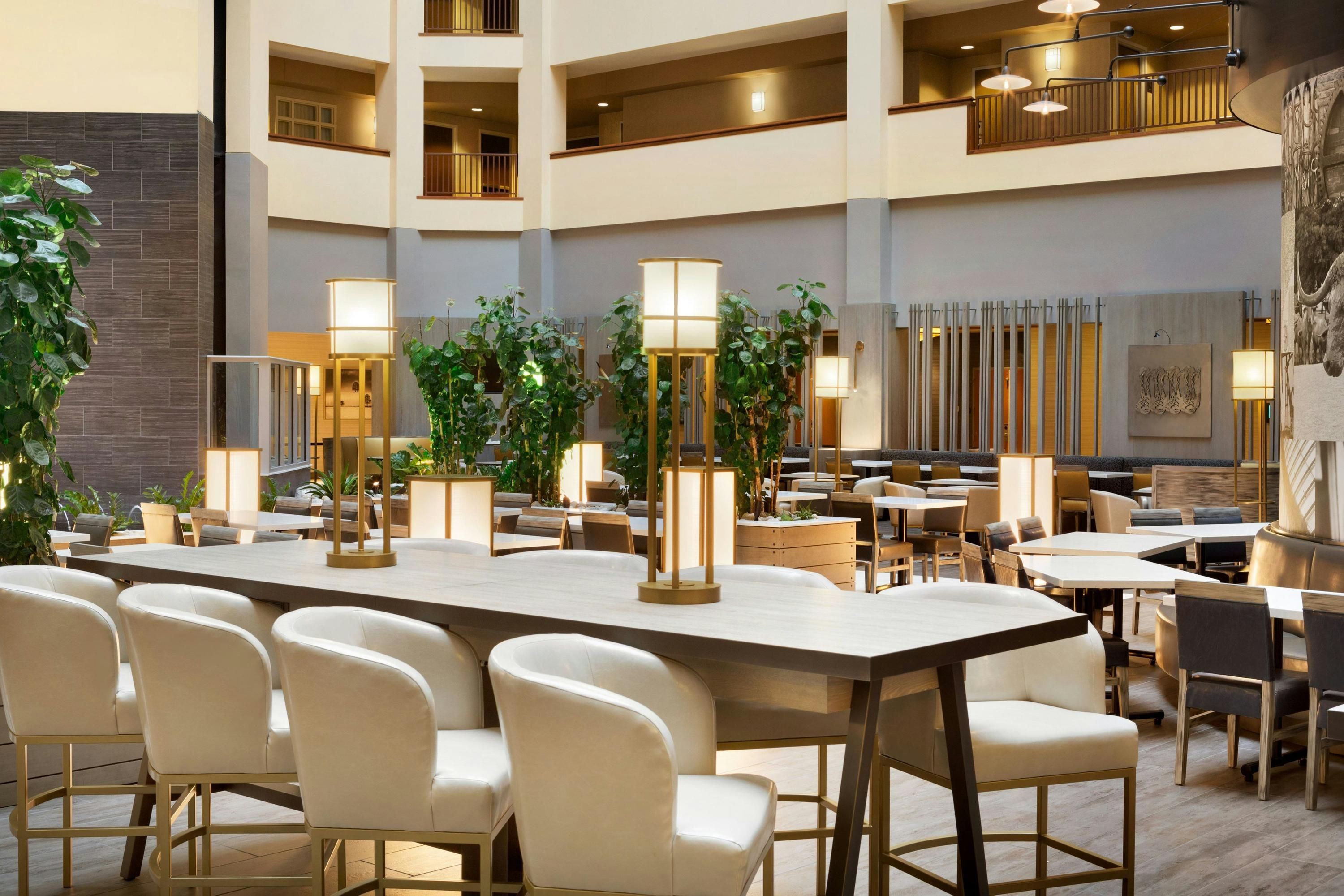 Embassy Suites Dallas - DFW Airport North Outdoor World - Grapevine - Restaurante