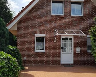 Ferienhaus am Alfsee - Rieste - Будівля