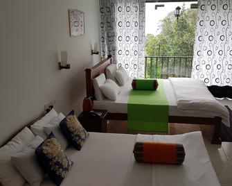 Us Holiday Resort - Bandarawela - Bedroom