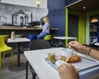 ibis budget Lille Villeneuve-d'Ascq - Villeneuve-d’Ascq - Essbereich