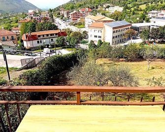 Casa Claroni 4 pax 1 Letto Supplementare - Giuliano di Roma - Varanda