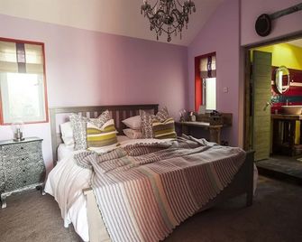 Lower Barns Boutique B&B - St. Austell