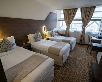 Lamar Ajyad Hotel - Mecca - Bedroom