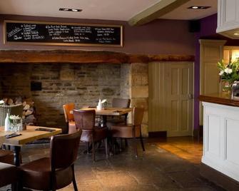 Tilted Wig - Warwick - Dining room