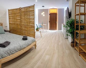 Boho Beach Flats - Valencia - Bedroom