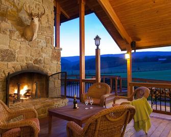 Fort Lewis Lodge - Millboro - Balcón