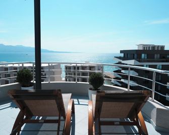 Hotel Blue Sky - Sarandë - Balcony