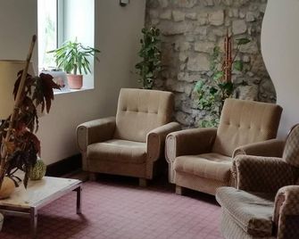 Pensão Lourenço - Anadia - Lounge