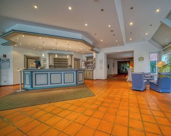 Parkhotel Am Glienberg by NP - Zinnowitz - Front desk