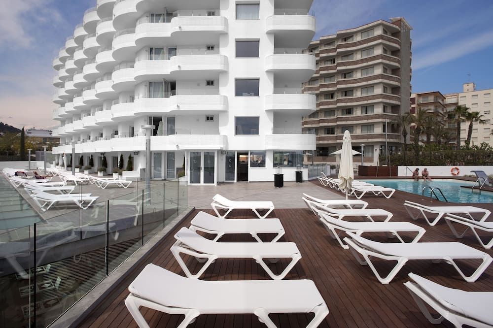 The Place Mar Mediterrania by Alegria 4 Sup Adults Only - Santa Susanna