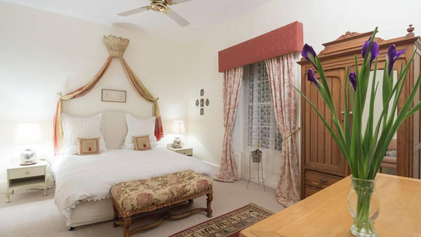 Faversham House