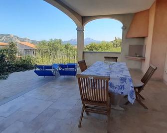 Beach House Alice - Cannigione - Patio