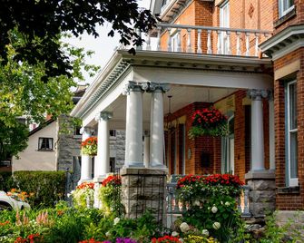 The Secret Garden B&B Inn - Kingston - Byggnad