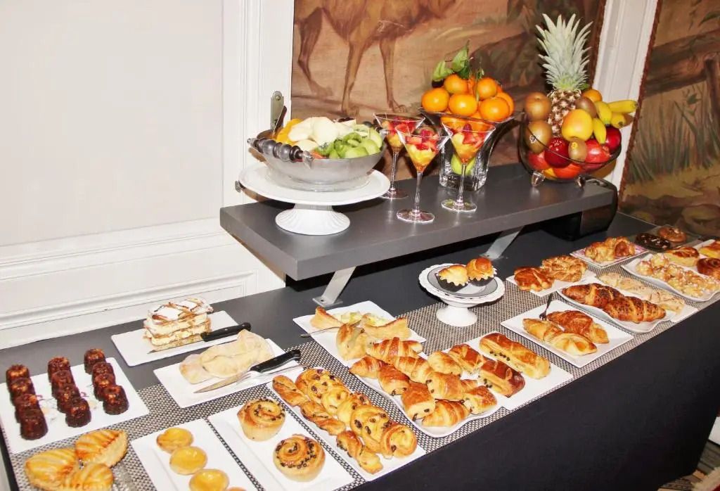 Chateau Pontet d'Eyrans & Spa - Cartelègue - Buffet
