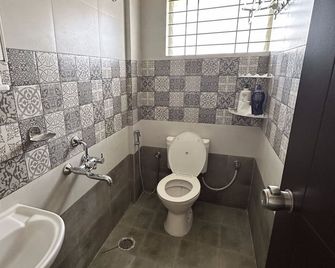 Trinetra Homes 61 - Bengaluru - Bathroom