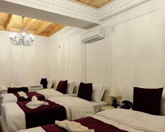 ショーニシンブティック - ブハラ - 寝室