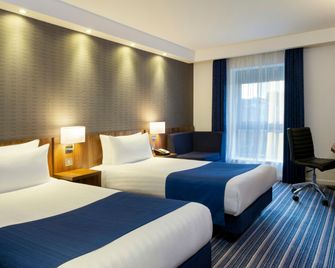 Holiday Inn Express Dunstable By IHG - Dunstable - Slaapkamer