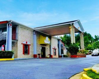 OYO Hotel Georgia Near Fairburn/Atlanta - Union City - Gebouw