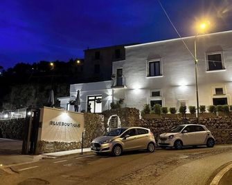 Blue Boutique - Vietri sul Mare - Building