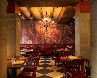 فندق رينيسانس لوتزيرن - لوسرن - مطعم