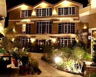 East Bourne Resort - Shimla - Toà nhà