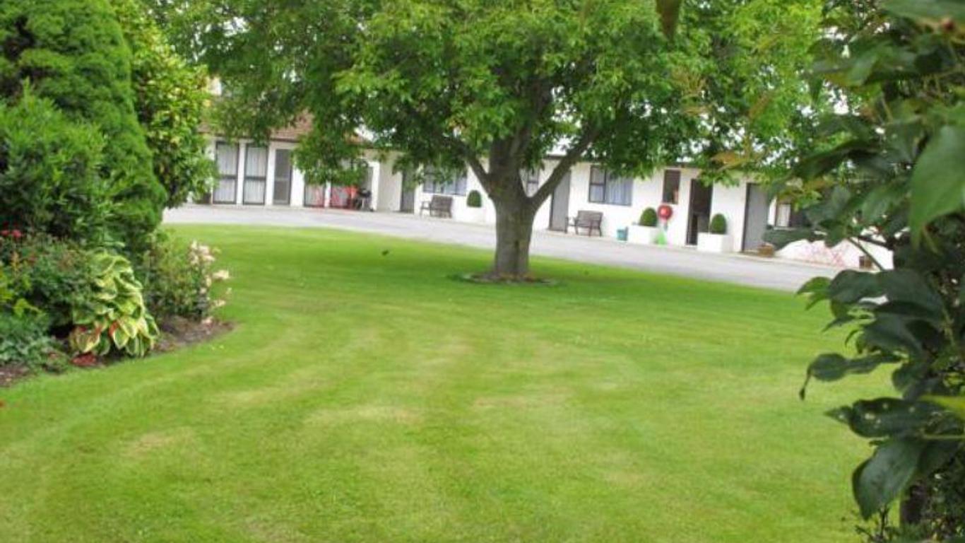 Clyde Apartments
