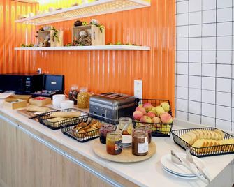 ibis budget Toulouse Colomiers - Colomiers - Buffet