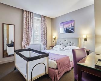 Le Relais Saint Charles - Paris - Bedroom
