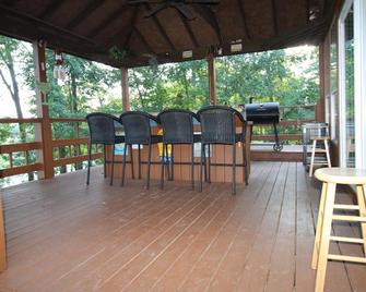 Beautiful Lakefront Home With Lake Access! - Mammoth Cave