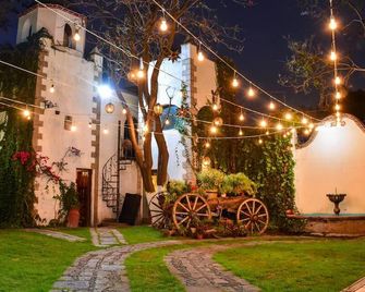 Private Room Inside A Colonial Hacienda - מקסיקו סיטי - בניין