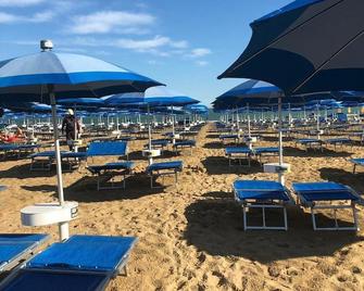 Hotel Mare Live - Jesolo - Beach
