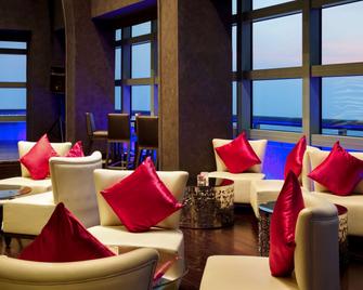 Sofitel Abu Dhabi Corniche - Abu Dhabi - Area lounge