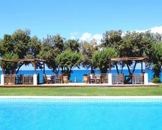 Hotel Arion - Kolymvari - Zwembad