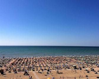 Condominio Auriga - Bibione - Playa