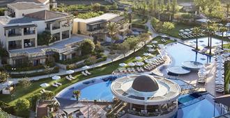 米諾亞皇宮溫泉度假酒店 - 普拉塔尼亞斯 - 普拉塔尼亞斯 - 游泳池