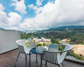 Antharas 1 Premier Suites Genting Highlands - Genting Highlands - Balcone