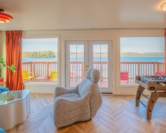 The Florentine Waterfront Hotel - Florence - Wohnzimmer