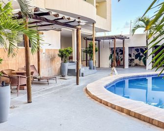 Hanna Arcos D'atalaia Hotel - Aracaju - Aracaju - Piscina