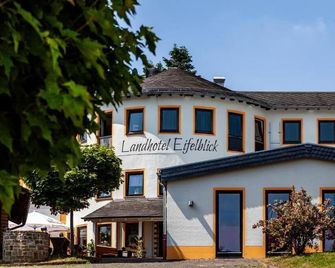 Landhotel Eifelblick - Stadtkyll - Edificio