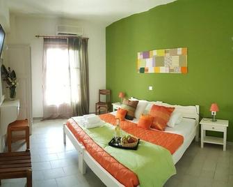 Maistrali Studios - Koukounaries - Ložnice
